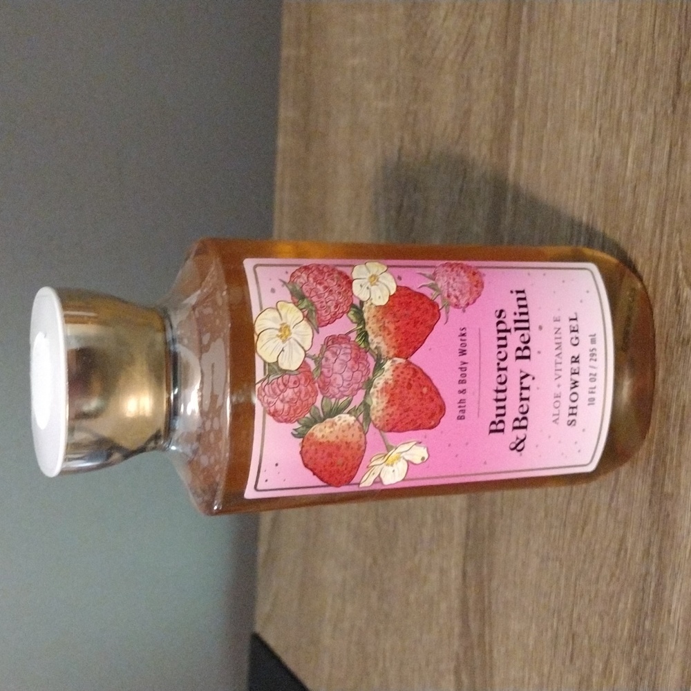 B&BW Buttercups & Berry Bellini